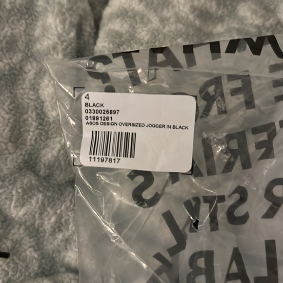 ASOS sweatpants - Picture 3 of 5